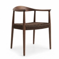 Promotion Fauteuil de jardin en bois d'orme massif avec coussin en cuir et corde tressée style nordique, avec pieds en bois, Fournisseur en gros
