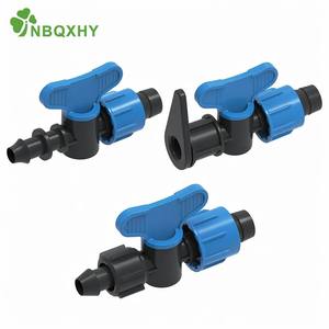 Kit de <span class=keywords><strong>mini</strong></span>-vanne à poignée papillon avec raccords cannelés, à bride et à écrou de blocage pour le contrôle de l'eau des tuyaux PE et des rubans d'irrigation goutte-à-goutte - Product Image 1
