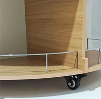 Présentoir de boissons rotatif à 360 ° personnalisé, support en bois à plusieurs niveaux avec roulettes pour supermarché de détail