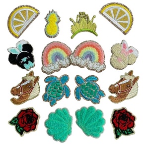 <span class=keywords><strong>Patches</strong></span> de Bordado Termocolante com Padrões Populares de Casco de Tartaruga, Rosa, Estrela, Abacaxi e Cavalo para Roupas e Chapéus (Material de Feltro) - Product Image 3