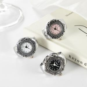 Rétro Hiphop Doigt Anneau <span class=keywords><strong>Montre</strong></span> Élastique Bracelet Cadran Quartz Y2K Argent Mini Anneau <span class=keywords><strong>Montre</strong></span> Hommes Femmes - Product Image 3