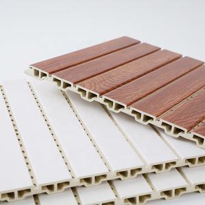 Paneles alternativos de madera de Wpc Paneles de pared estriados interiores de grano de madera de Wpc respetuosos con el medio ambiente para Decoración - Product Image 6