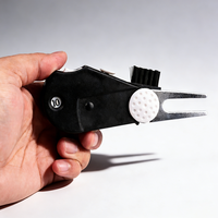 Vente en gros d'accessoires de golf multifonctionnels pliables 5 en 1 en plastique : outil de réparation de divots, marqueur de balle, brosse de nettoyage, compteur de coups