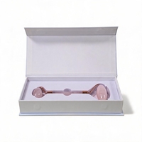 Boîte d'emballage pour rouleau de jade, style livre personnalisé, couvercle magnétique à rabat avec insert en EVA, papier couché, impression couleur intégrale, boîte cadeau
