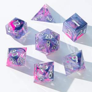 Juego de 7 Dados DND de Colores Variados - Dados de Resina con Bordes Afilados y Caja de Hierro para Regalo de Jefe de Mazmorra - Product Image 2