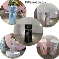 NIKA Socle en acrylique tendance pour desserts, événements de mariage, fêtes d'anniversaire, socle de présentation de gâteaux en forme d'heure de prière, ondulé