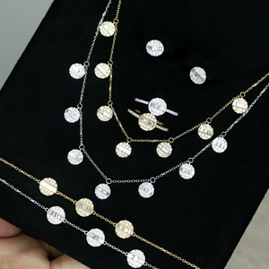อาซูโอ รีอัล 18K ทองคำแท้ ประดับเพชรธรรมชาติ ชุดเครื่องประดับนางฟ้า แหวน ต่างหู สร้อยคอ ของขวัญสำหรับผู้หญิง งานวันเกิด ใส่ได้ทุกวัน - Product Image 4