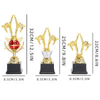 Trophées et médailles de karaté, taekwondo et arts martiaux à faible MOQ, coupes en plastique personnalisables avec logo imprimé UV pour compétitions sportives