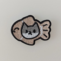 Patch brodé thermocollant motif chat mignon et poisson, applique chat de dessin animé pour vêtements d'enfants, vestes, sacs, chapeaux, DIY personnalisé, faible MOQ, expédition rapide