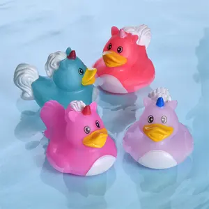 Nuevo diseño baño bañera plástico flotante pato 2 pulgadas Mini goma patos baño juguete para promociones