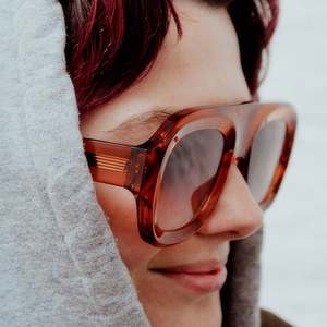 Gafas de Sol Cuadradas de Acetato de Moda 2025 con Logotipo Personalizado, Protección UV400, Montura Gruesa, Estilo Piloto para Hombre y Mujer - Product Image 3