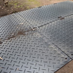 Waterproof Anti-slip <b>mat</b> Temporary Heavy Duty HDPE Ground Protection <b>Mat</b> 4x8 Customizable Cutting Construction Road <b>Mat</b> - Product Image 4