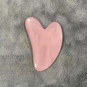 Plástico gua sha resina cera raspador forma de corazón masaje Facial cuerpo facial plástico guasha tablero resina para raspar masaje - Product Image 4