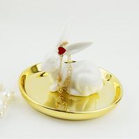 Plateau à bijoux en céramique en forme de lapin, plat à bibelots plaqué or, plateau de rangement pour bagues et boucles d'oreilles pour la décoration de coiffeuse, vente en gros