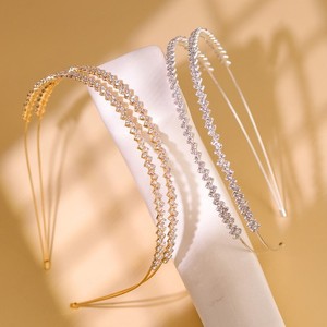 Vente en gros Nouveau style sans égal Bandeau de mariage double couche entièrement en diamant Bandeau de cheveux de mariée pour femmes et filles - Product Image 1
