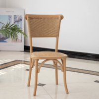 Vente en gros de chaises de salle à manger à dossier et siège en rotin empilables en bois chaises de salle à manger à dossier en rotin antique de banquet d'occasion