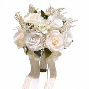 Bouquet de fleurs vintage fait main pour mariage, mariée et demoiselle d'honneur, à prix abordable - Product Image 1