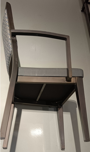 Silla de Restaurante Moderna de Cuero PU con Estructura Metálica, Diseño Contemporáneo, Muebles Comerciales Duraderos para Comedor - Product Image 3