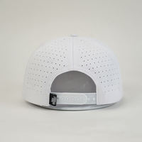 Casquette de baseball trucker personnalisée de haute qualité à 5 panneaux avec logo brodé, tissu imperméable perforé découpé au laser, 100 % coton, unisexe