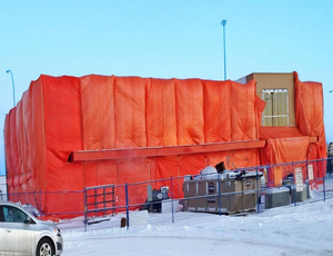 Lona Resistente de Color Naranja, Lona Aislante Impermeable con Orificios de Protección para Múltiples Usos, Servicio de Corte de Material PE - Product Image 6