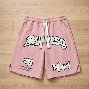 Shorts de survêtement pour hommes surdimensionnés en coton French Terry Y2K Streetwear avec broderie chenille et logo imprimé, vente en gros personnalisée - Product Image 1