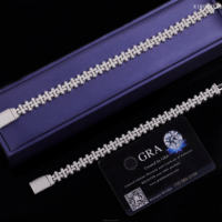 Nouveau design Bracelet chaîne croix en argent sterling 925 plaqué or 18 carats, entièrement serti de diamants Moissanite VVS