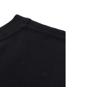 Camiseta de algodón para hombre de 180 g/m² al por mayor, manga corta, estampada con diseño, transpirable, corte regular, stock en EE. UU. - Product Image 2