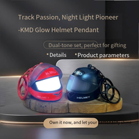 Mini casque de moto LED porte-clés, lumière de sécurité lumineuse pour vélo, sac et clés, cadeau cool pour motard avec crochet de fixation