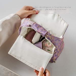 Taza de té de cerámica pintada a mano con diseño de flor de glicinia, juego de té Kung Fu retro con bolsa práctica, taza y tetera individuales, juego de té con diseño de loto. - Product Image 2