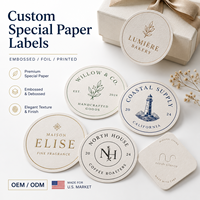 Étiquettes en papier personnalisées, gaufrées, avec logo texturé en feuille d'aluminium pour emballages cadeaux, bougies, café, OEM ODM