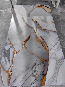 Panneaux muraux en faux marbre blanc UV |   Panneaux en PVC inspirés des designers pour les murs de fond de télévision - Product Image 1