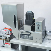Machine d'emballage sous blister compacte pour emballages sous blister en aluminium et PVC, fabricant de machines d'emballage automatiques pour capsules et comprimés
