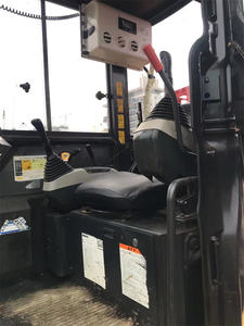 Le Japon a utilisé la pelle sur chenilles Komatsu PC35 pour les travaux de construction avec moteur et pompe 21kw puissance 3.5 tonnes de poids - Product Image 2