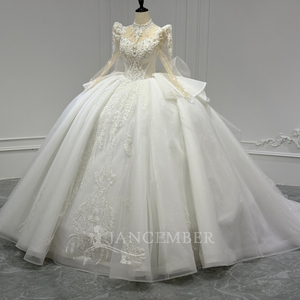 Xs229 Robe de mariée avec perles, broderies et sequins, détail nœud, dos lacé, ajustement personnalisable Jancember - Product Image 2