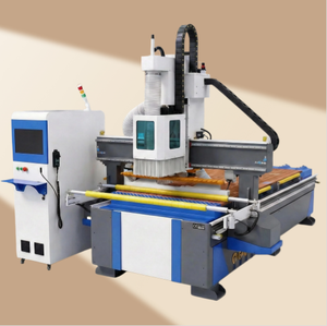 Machine de fraisage CNC ATC GUANDIAO 1325 pour la fabrication de portes de meubles et d'armoires - Product Image 1