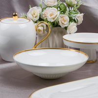 Service de table en porcelaine fine avec bordure en or véritable, service de table en porcelaine pour hôtel et restaurant, vente en gros, service de table en céramique blanche de luxe