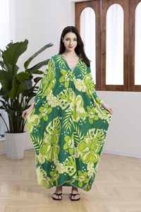 Couverture de plage tissée à la main en rayonne florale respirante grande taille Robe de <span class=keywords><strong>vacances</strong></span> d'été décontractée Bikini 16 couleurs Protection solaire Midi - Product Image 6