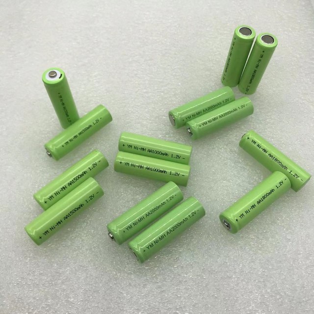 Ni-MH AA 2000mAh 1800mAh 1.2V Chargeable Consumer Electronics Battery for Microphone Clock Lawn LED Light Remote Control