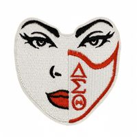 Patch en tissu brodé thermocollant Série Rouge pour Sororité – Broderie informatisée en fil de polyester pour sacs et vêtements