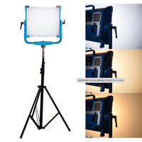 Yidoblo AI-2000C Télécommande LED RGBW 200W Production Vidéo Lumière Diffusion LED Équipement de Studio D'enregistrement 4400k/5500k/6500k