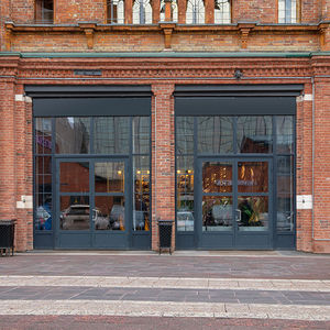 Porte Commerciali a Doppia Anta in Alluminio e Vetro per Negozi, Vendita Calda - Product Image 1