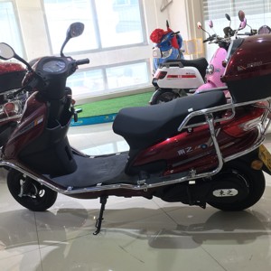 Model EV-4 Motorcycle Scooters V Classical Model 1200W 60V 20AH/72V 30AH Silent Brushless With CE - Product Image 3