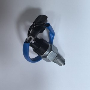 Interruptor de Luz de Reversa para Daewoo Lechi 12V OE 95224024 96314357 95216947 96610001 Pieza de Repuesto - Product Image 3