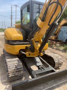 Excavatrice sur chenilles CAT 303C d'occasion à vendre, 3 tonnes, 95% neuve, avec certifications EPA et CE, hydraulique d'origine CAT 303CR - Product Image 2
