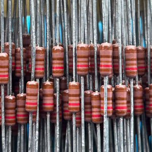 ตัวต้านทานฟิล์มโลหะความแม่นยำสูงแบบอเมริกัน1/4W 0.25W 1.21K 1% แทนที่1.2K - Product Image 3