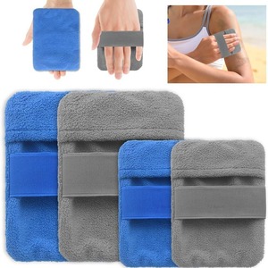 Toalla removedora de arena de playa de gran tamaño con correa elástica para exfoliación corporal y uso en camping - Product Image 1