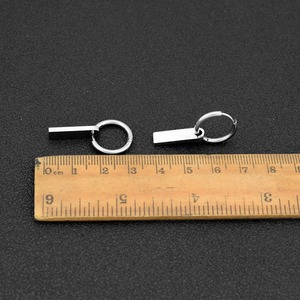 Nouveauté 2026 : Meilleures Ventes – Boucles d'Oreilles Géométriques Personnalisées, Design Minimaliste de Niche, Bijoux de Mode Unisexe, Vente en Gros - Product Image 5