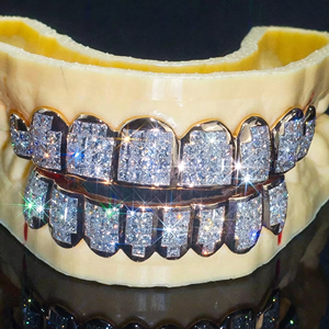 Bracelet Hip Hop personnalisé en forme de princesse Vvs Moissanite Grillz avec diamant glacé en or 10K 14K 18K Bracelet invisible en argent 925 - Product Image 1