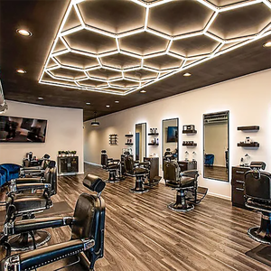 तेजी से वितरण ड्रॉपशीपिंग एलईडी हेक्सागोन गेराज लाइटिंग ऑटो डिटेल शॉप के लिए कस्टम हेक्सागोनल एलईडी लाइट - Product Image 3