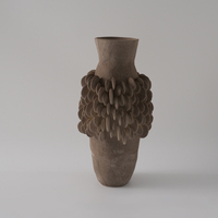 Vase en céramique texturée marron fait à la main, poterie artistique en forme de disque, moderne, luxueux, glaçure mate, étanche, décoration d'intérieur, porte-fleurs pour